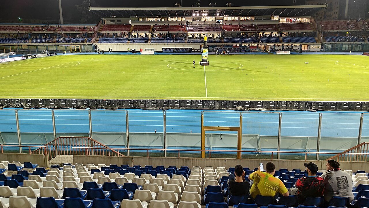 Stadio Angelo Massimino 10  TerrenoDiGioco
