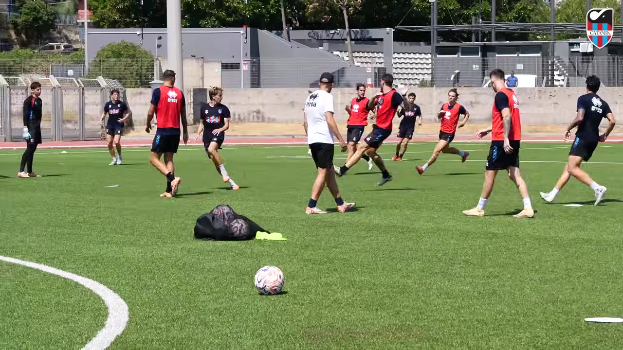 Fatica, sudore e tanto pallone per il Catania che si avvicina alla prima di campionato al Massimino